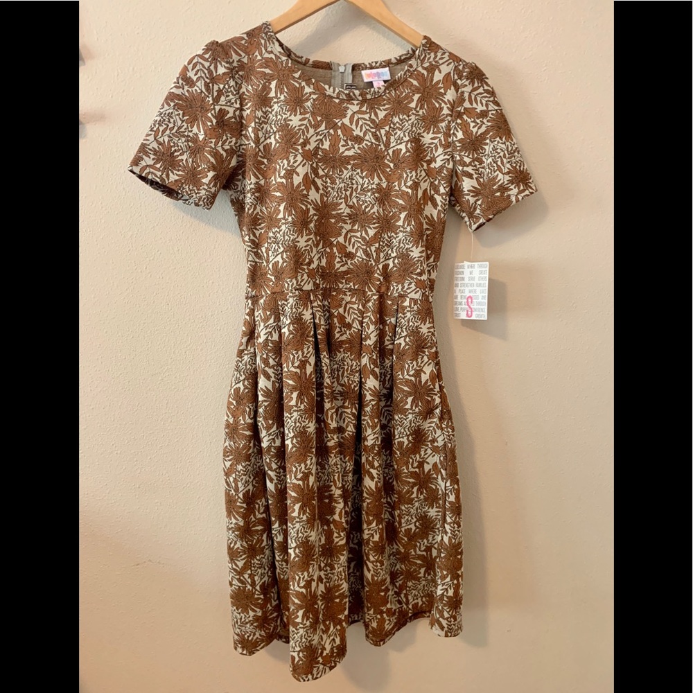 LuLaRoe S Ameilia